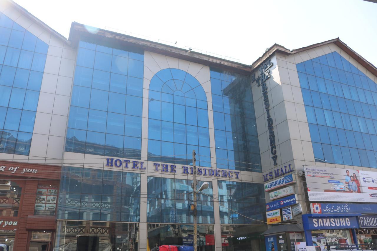 Hotel The Residency Srinagar Exteriör bild